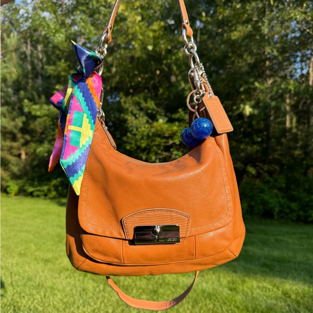 Coach Kristin Hobo Satchel - 2012 - Picture 2 of 7